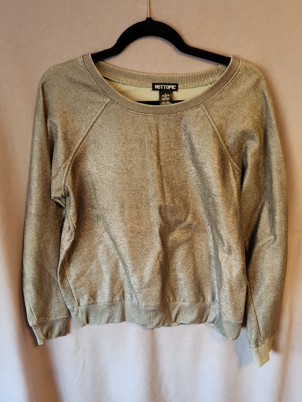 ✨️3/$20✨️ Hot Topic Metallic Silver Women's Pullover Sweatshirt